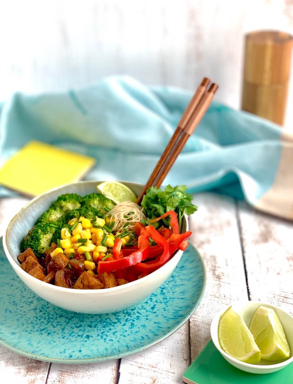 Buddha Bowl with Tofu and Broccoli 1